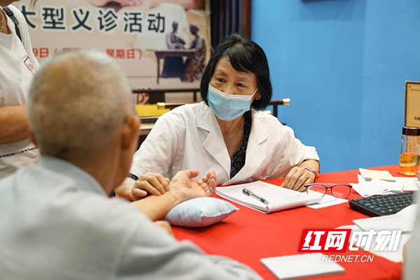 湖南省肿瘤中医专家刘静安教授谈中医治疗肿瘤的方法