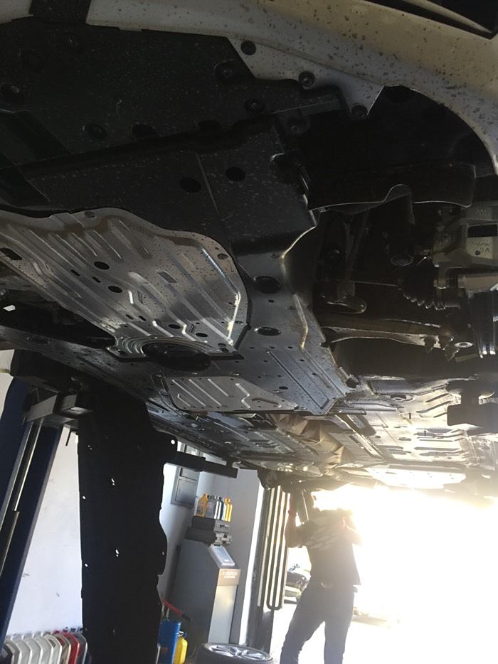 本田雅阁底盘扎实不