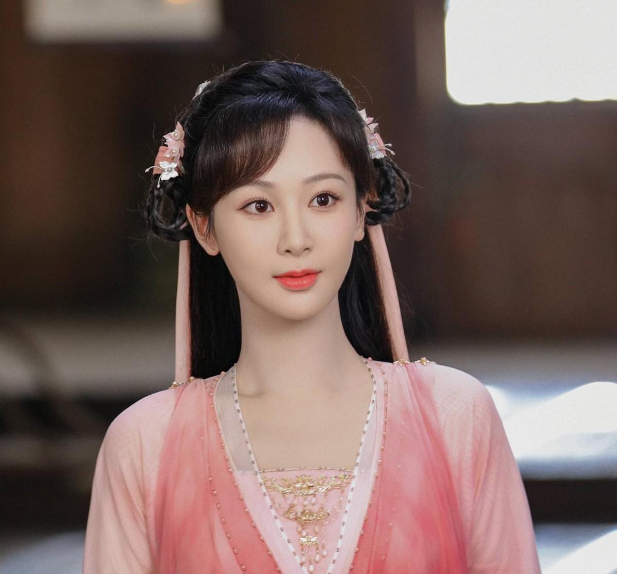 湖南台放大招!杨紫李现二搭不意外,看到新剧编剧后:收视要炸了