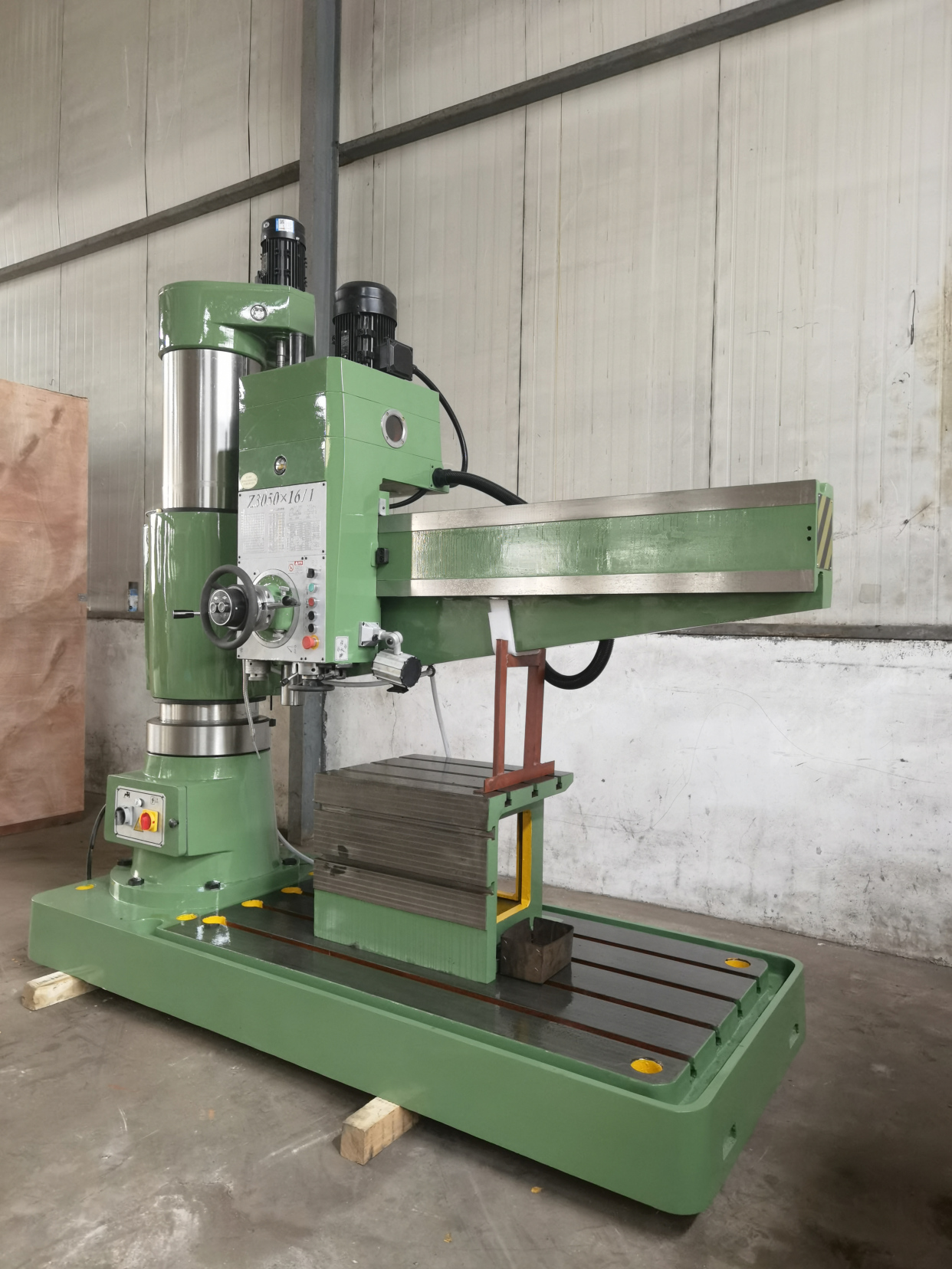 z3050摇臂钻床 山东卓润数控