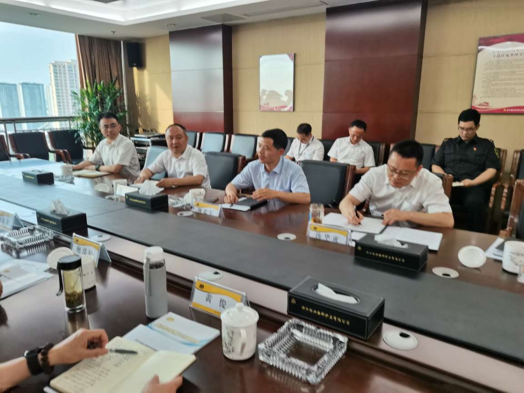 省粮食物资局鲍伟民副局长来绍调研物资储备工作