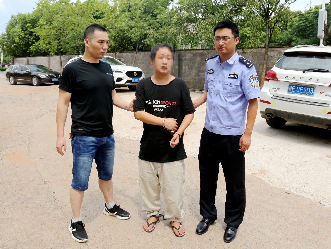 追凶23年擒2名命案逃犯 上饶玉山一持枪故意杀人案告破