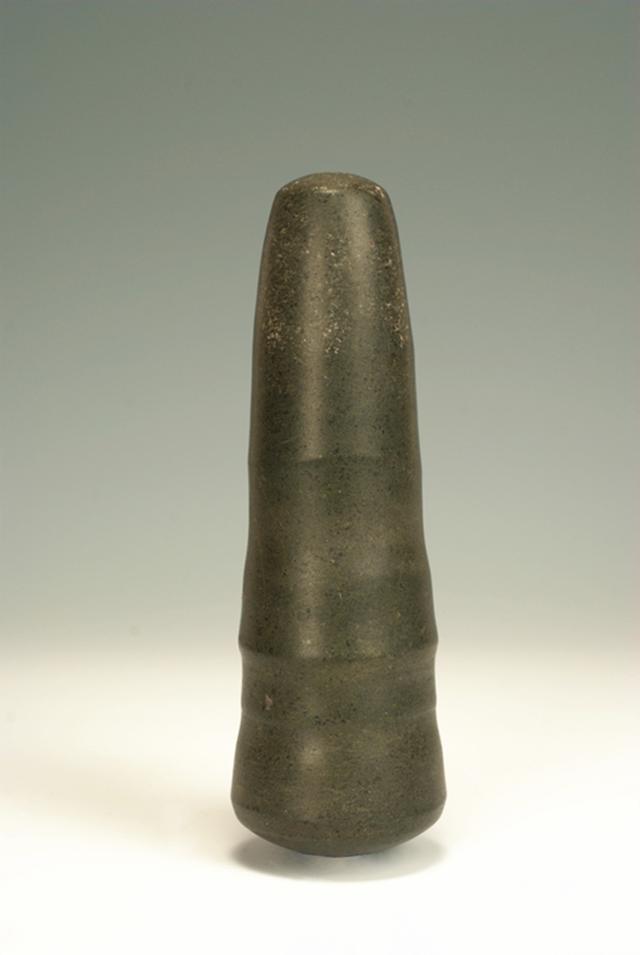 鱼台岁月遗珍:清·墨绿石杵