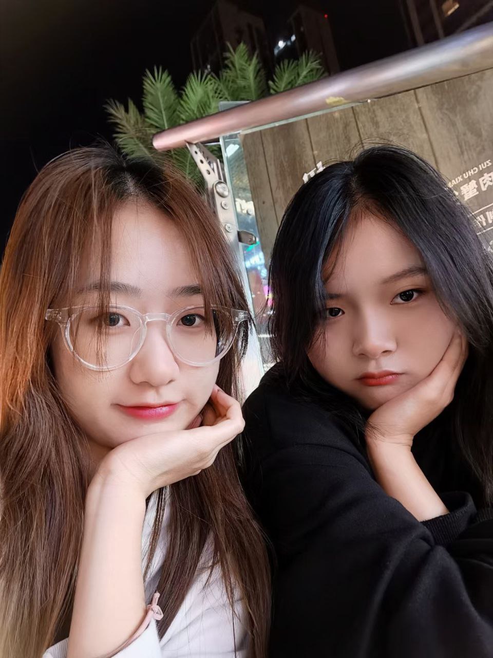 大学生日常生活手机自拍照