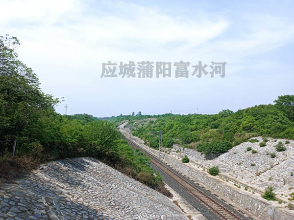 应城西十桥上拍长荆铁路