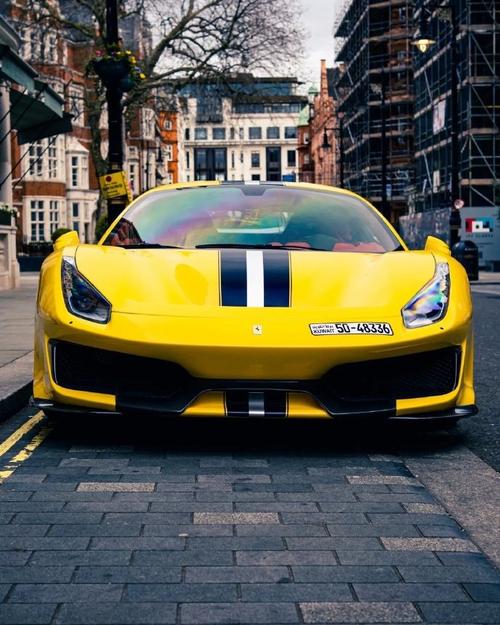 高效出行:自信女人最钟爱的六大跑车排行榜 稳重女性满意的跑车