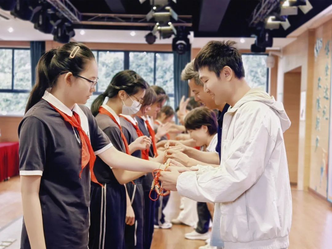 龙苑中学(3).jpg