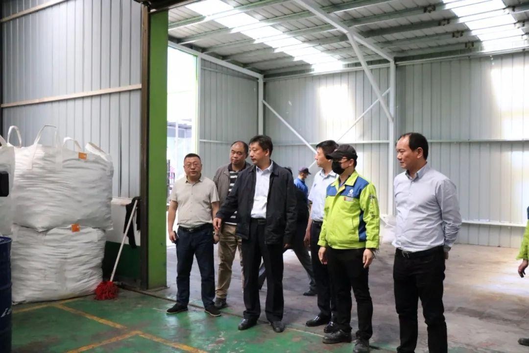 「工作动态」副市长徐国亮对重点企业危险废物环境安全整治情况进行