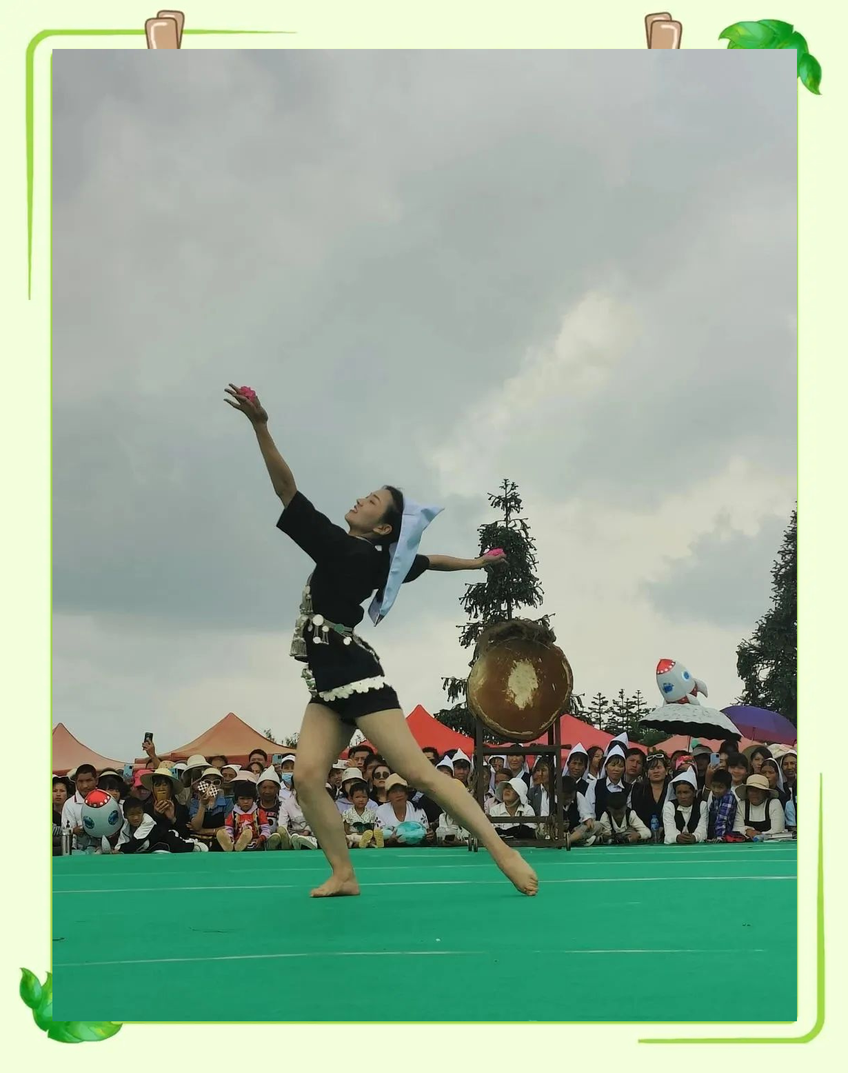 哈尼奕车文化节:姑娘们载歌载舞展现风采