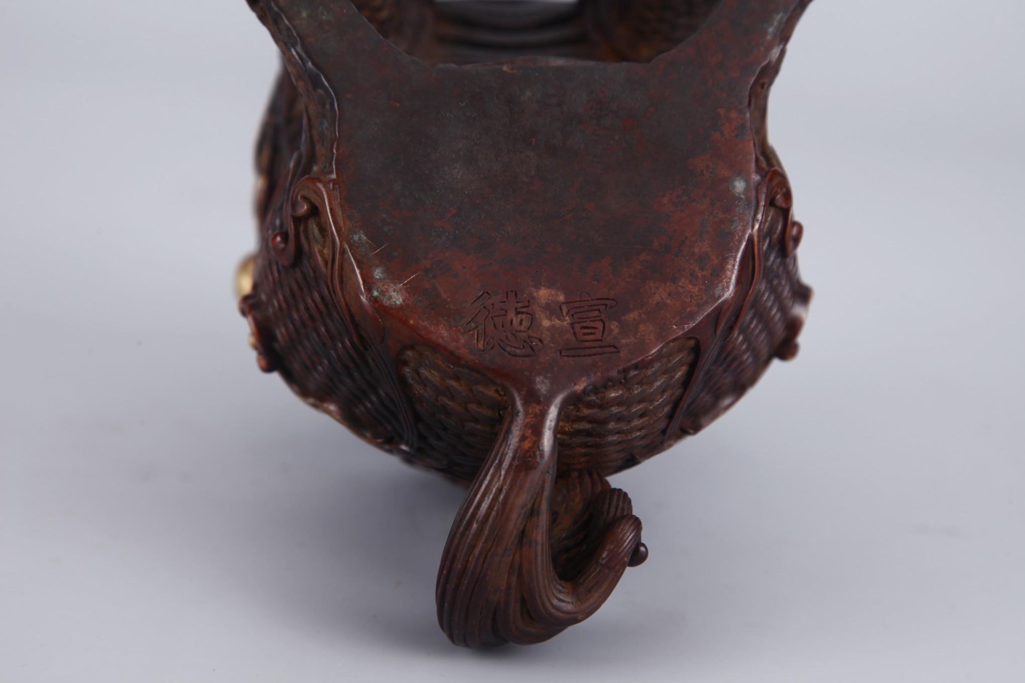 精铸紫铜胎鎏金麒麟熏炉 一对