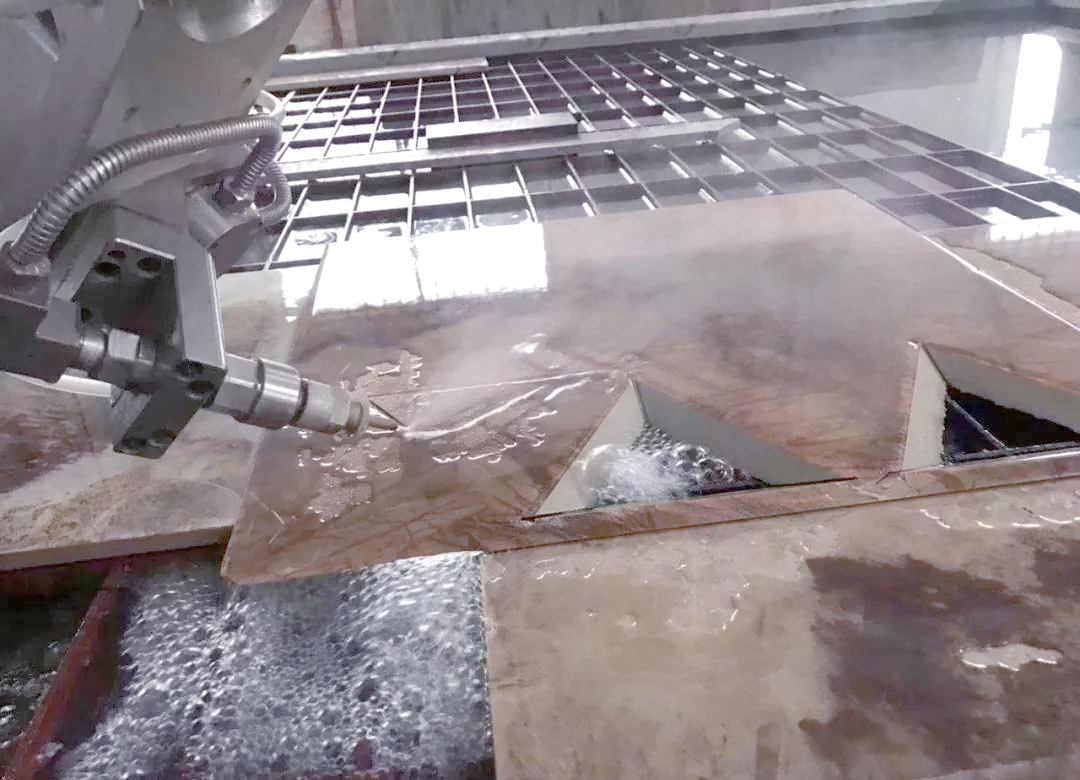 岩板水刀切割工艺的多个应用与特点