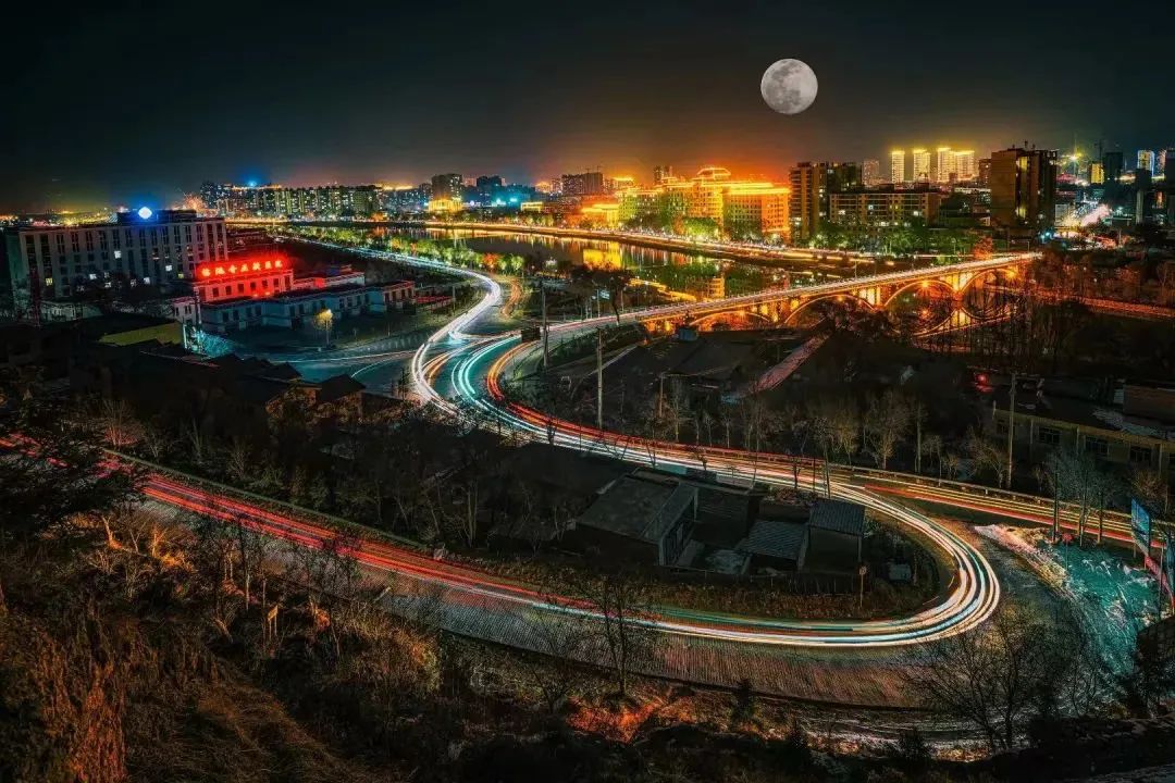 临洮夜景图片图片