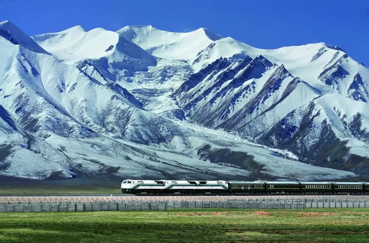 青藏铁路沿途风景图片图片