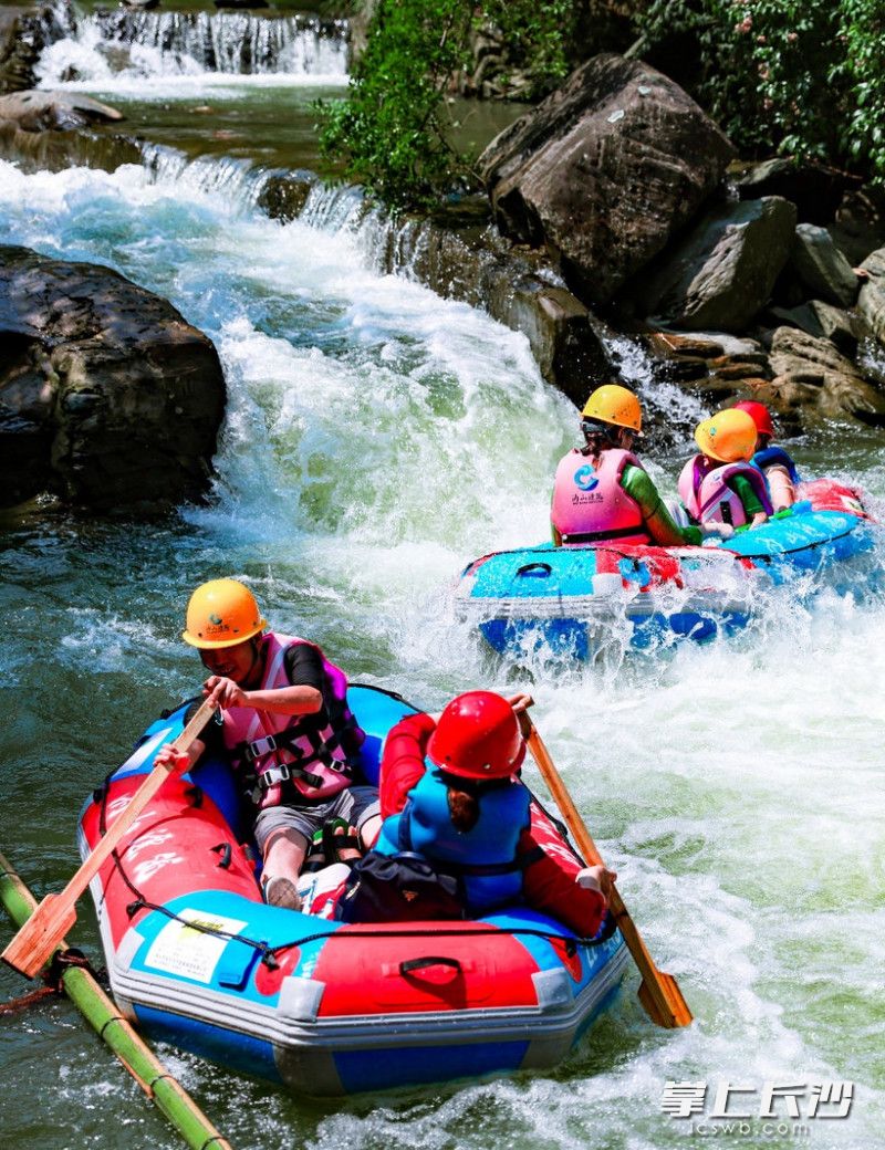组图|享夏日清凉,宁乡沩山漂流重启