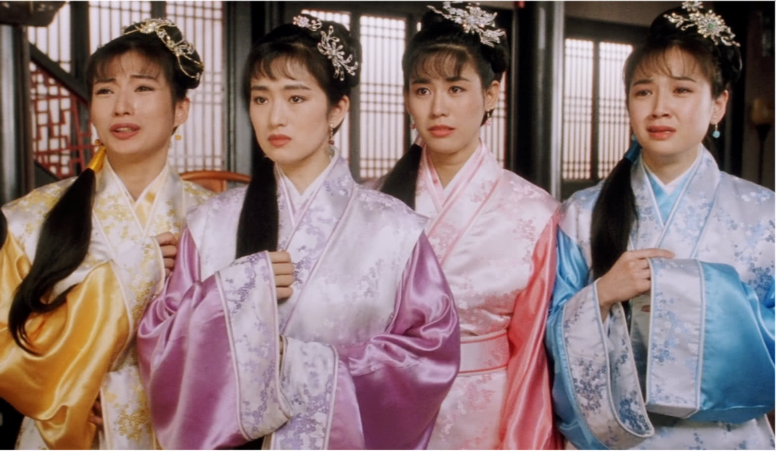 巩俐拿下卡地亚全球高级珠宝大使,网友却纷纷留言祝贺卡地亚!