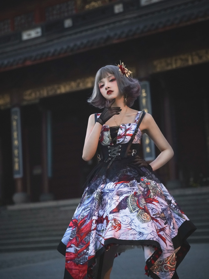 洛丽塔圈子带火了一种裙子叫"苍蝇裙",不仅俏皮洋气,还显端庄