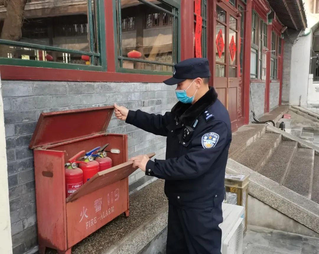 "车志强车志强动员号召社区企事业单位,社区居民,物