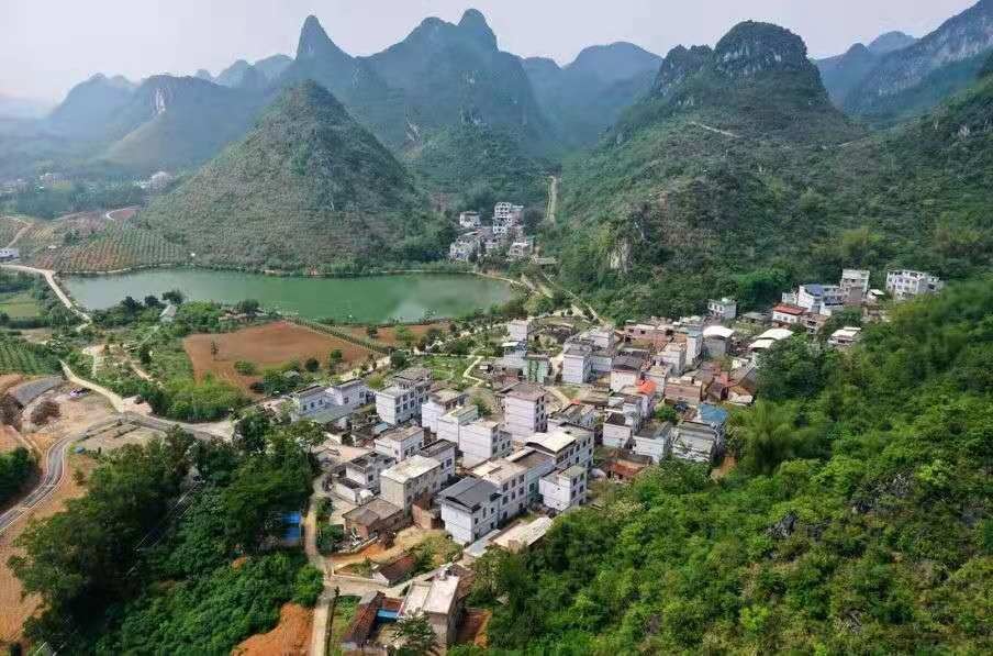 记全国文明村上林县乔贤镇恭睦村:山青水绿 景美人和