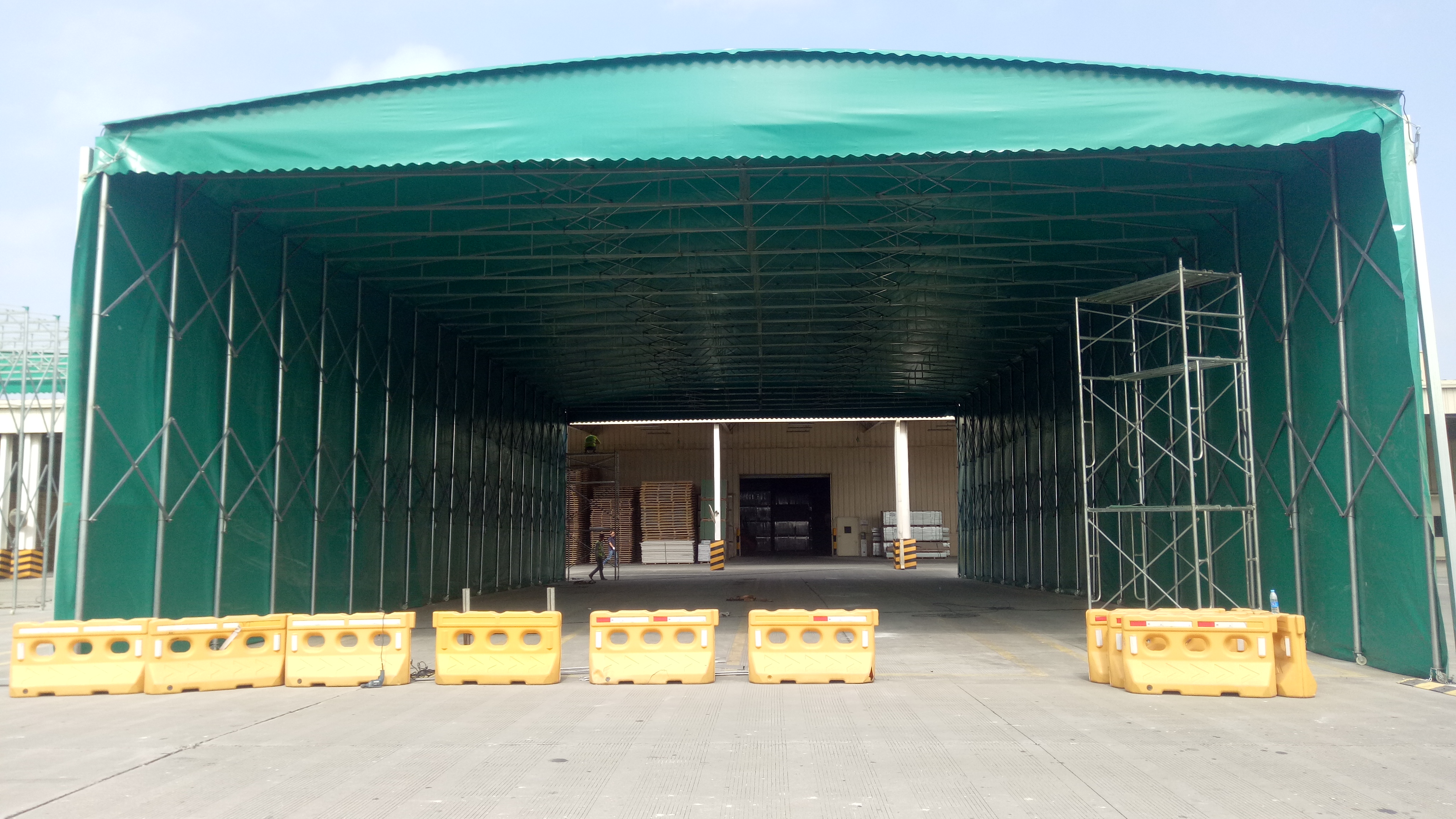 山东固定仓库蓬 仓库推拉雨棚 物流雨蓬