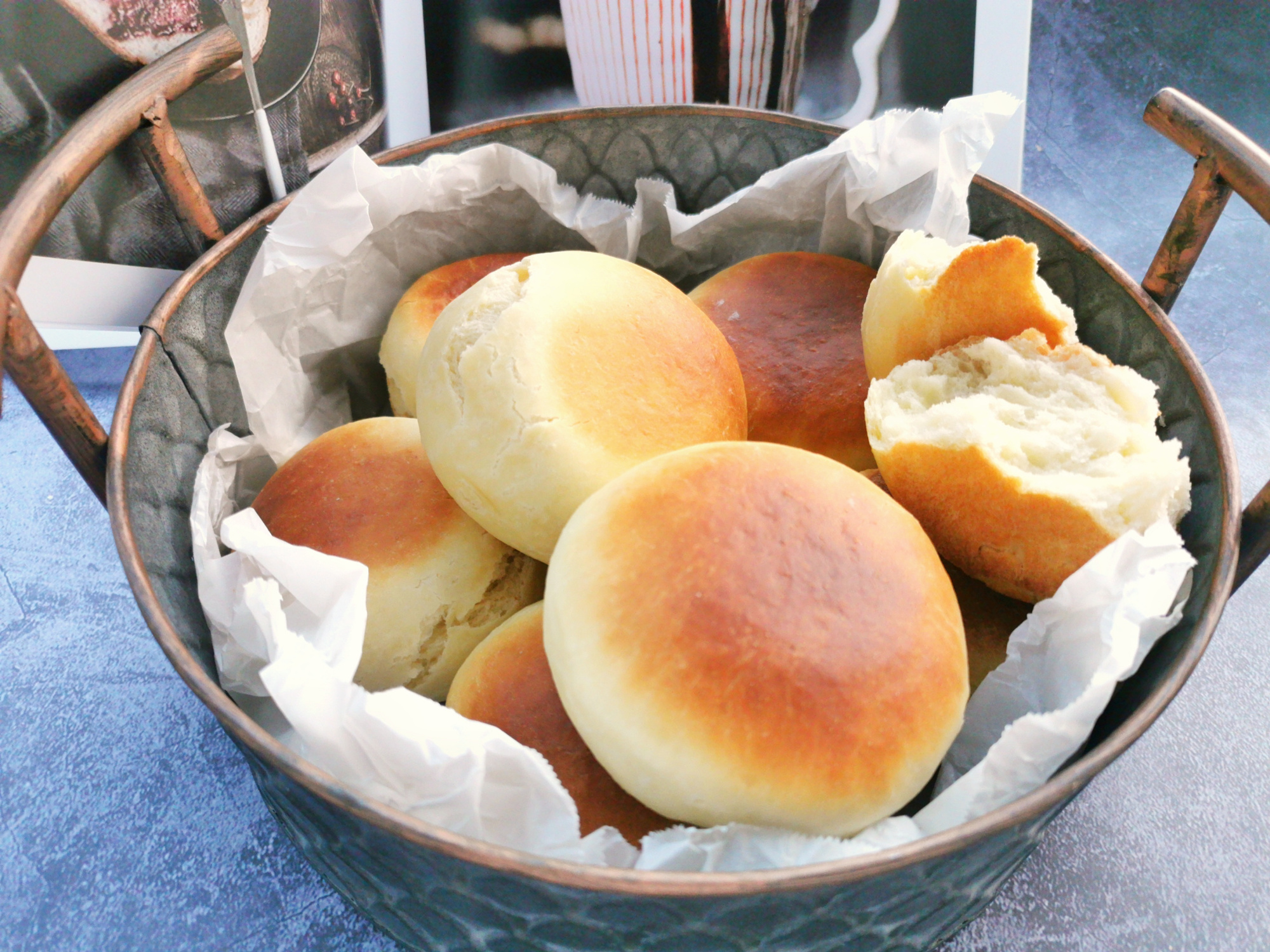 最好吃的中式面包,1碗面粉3个鸡蛋,不用水和面,不用烤箱也能做