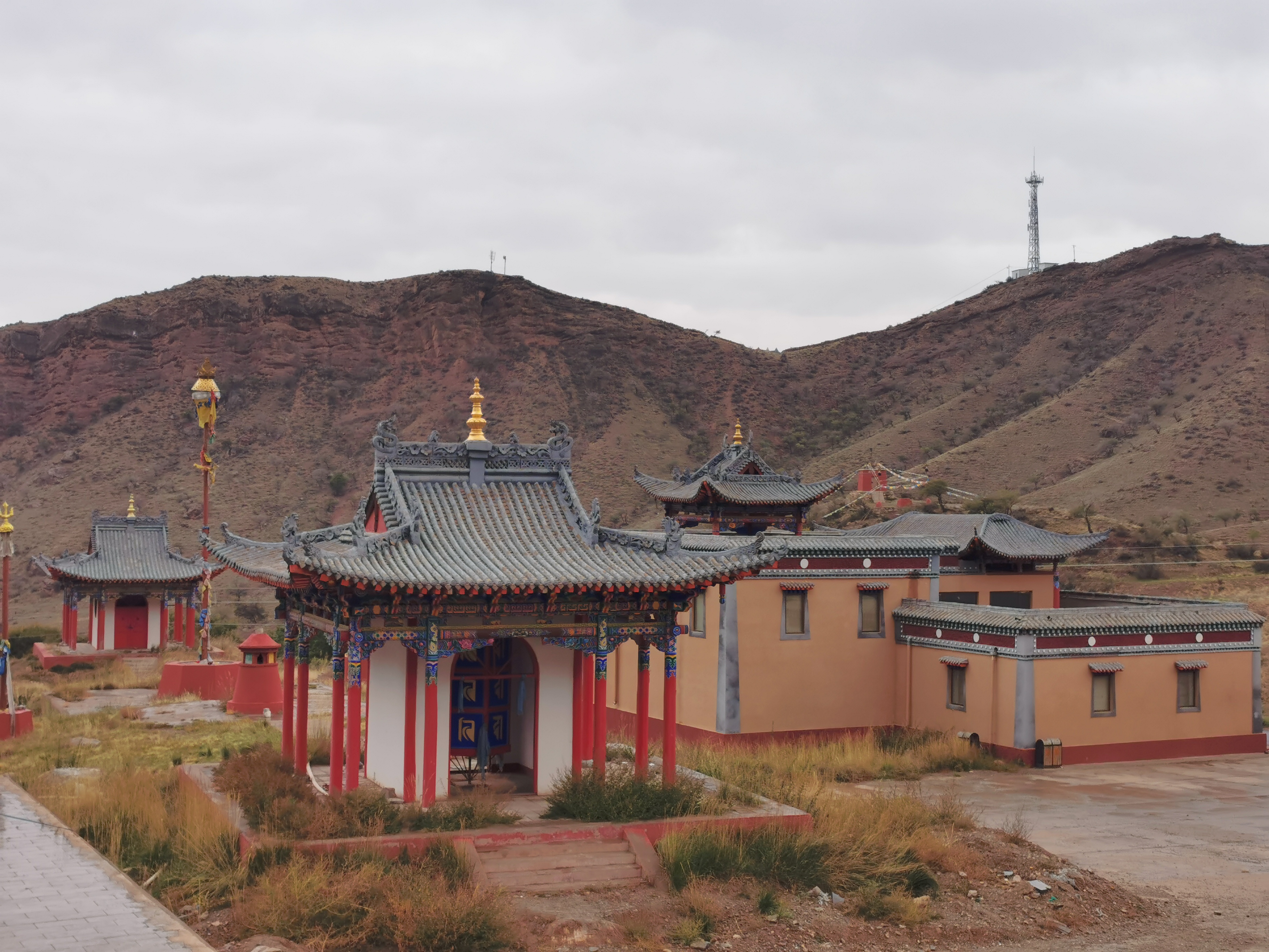 广宗寺,景区内人文自然景观丰富多样,置身其间,令人流连忘返