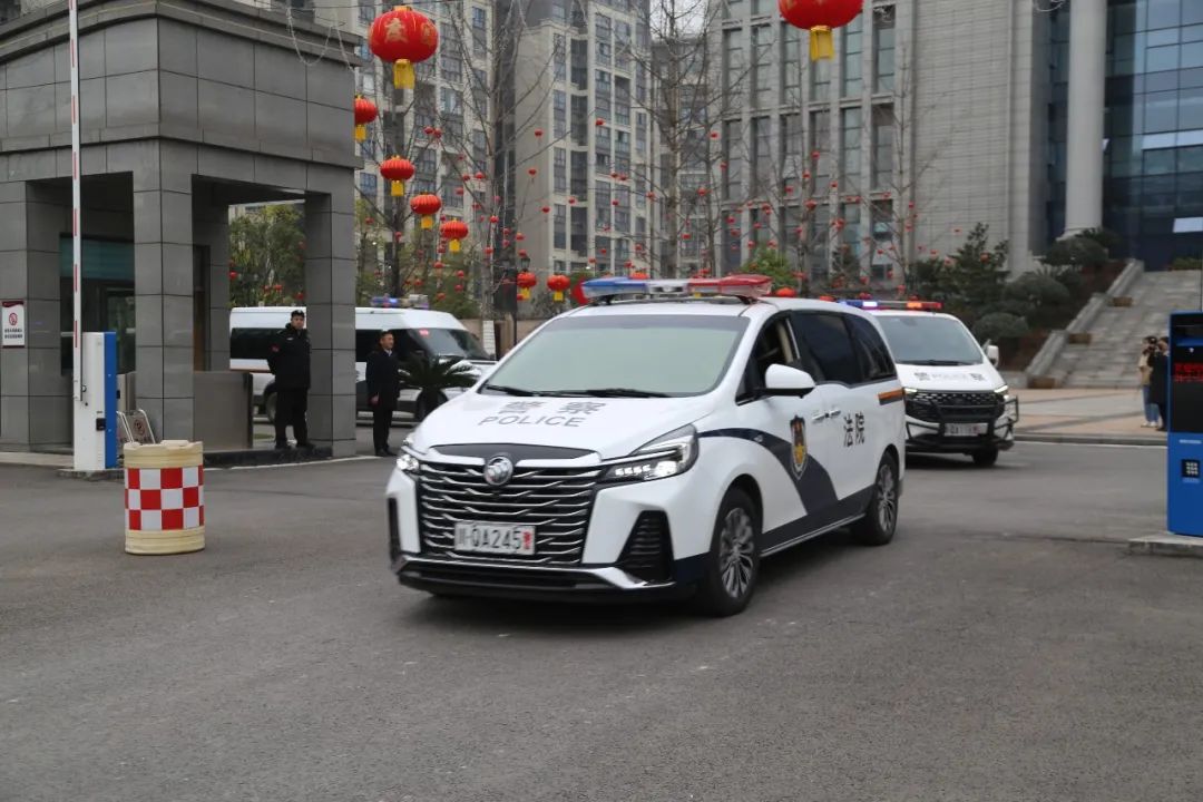 翠屏区法院:执行"风火轮"  震老赖护民生