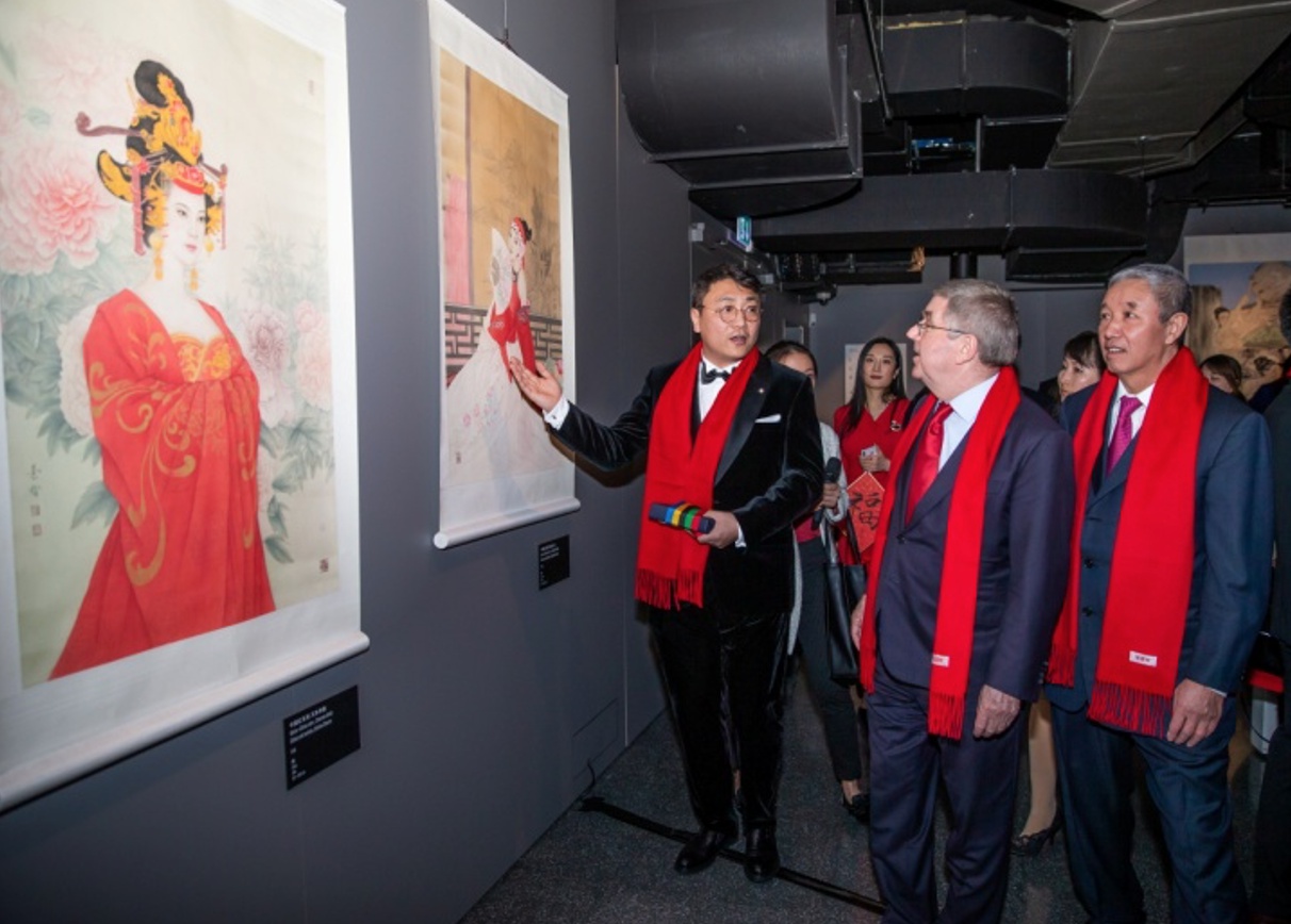 让中国红闪耀世界舞台,这位80后画家成"顾拜旦奖" 最年轻获奖者