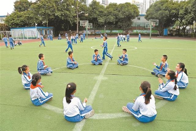 课间10分钟"玩"出智慧 深圳上沙小学推进课间"静文化"成效显著