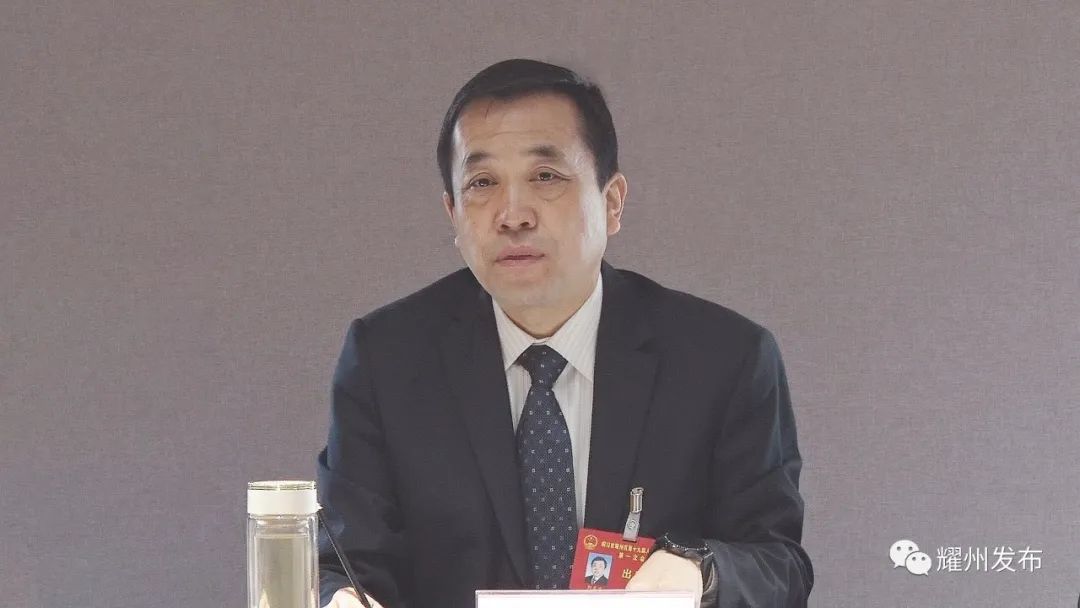「聚焦两会」郭喜平参加区十九届人大第一次会议代表分团讨论