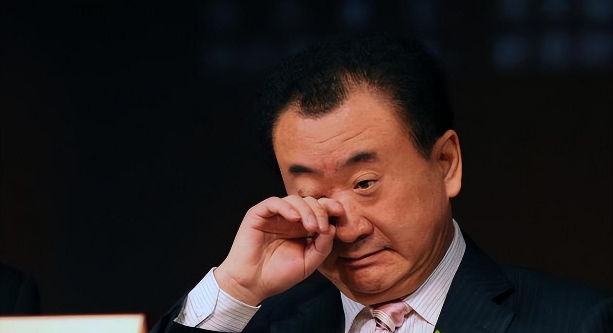 万达实质性"暴雷"!憔悴暴瘦的王健林,正在为最坏的情况做准备