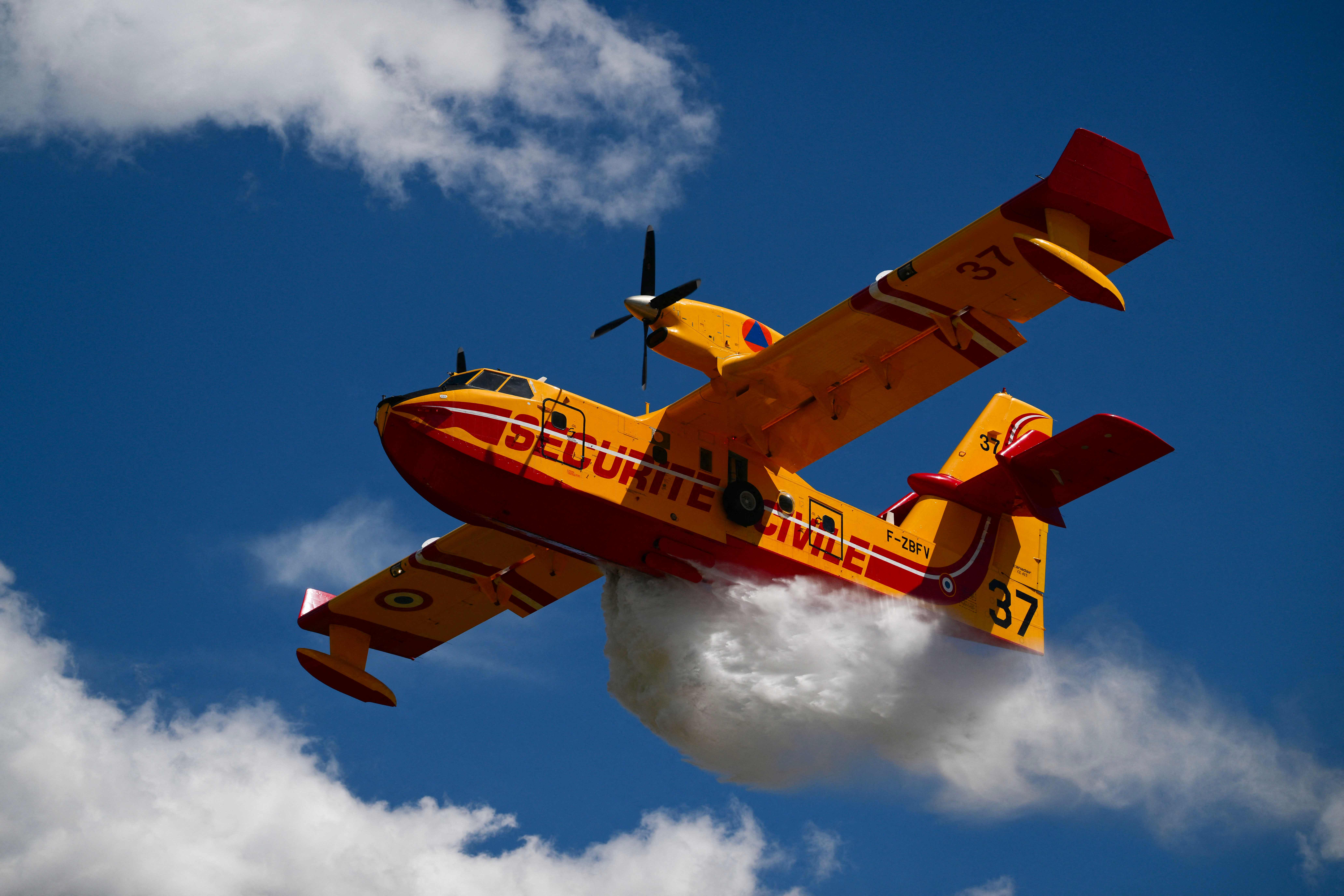 法国:森林消防装备展示