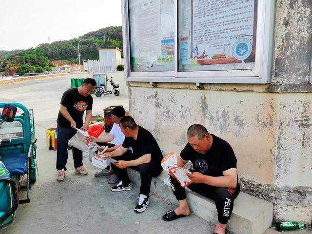 南隍城乡开展"安全生产月"宣传咨询日活动