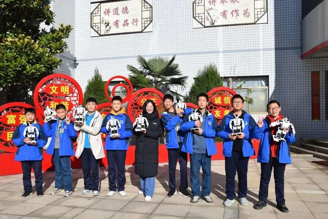 喜报|高密市滨北学校传承红色基因教育基地被评为潍坊市爱国主义教育