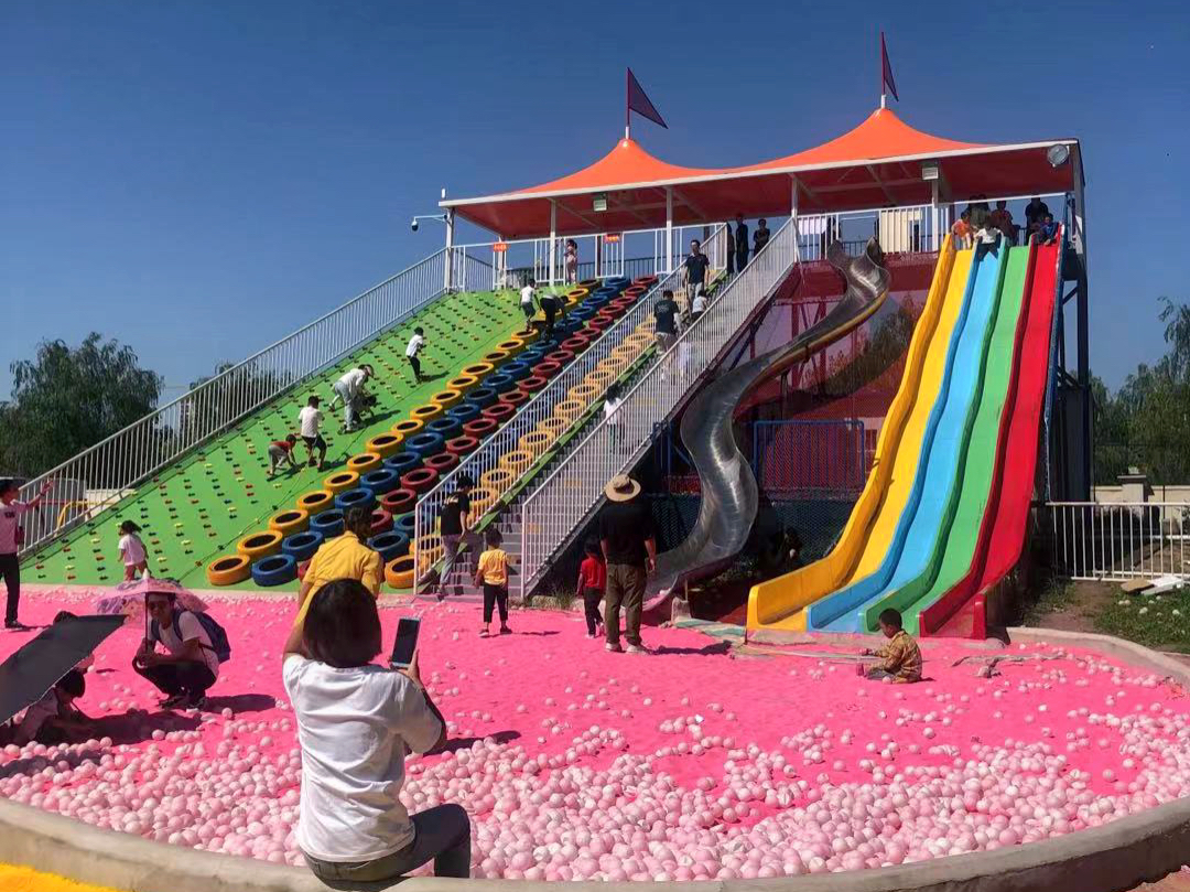 无动力乐园必备网红设备滑世界