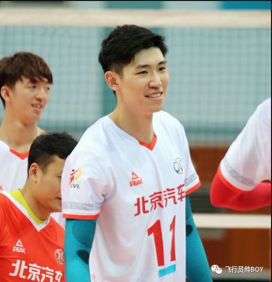 实力超强的中国男排队长江川官宣恋爱了?