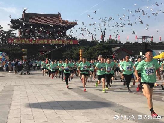 桑克浩!1小时2分18秒!南天门男子组冠军诞生