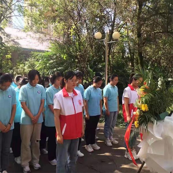 宣城市第三中学以"三个聚焦"护航青年学子成长