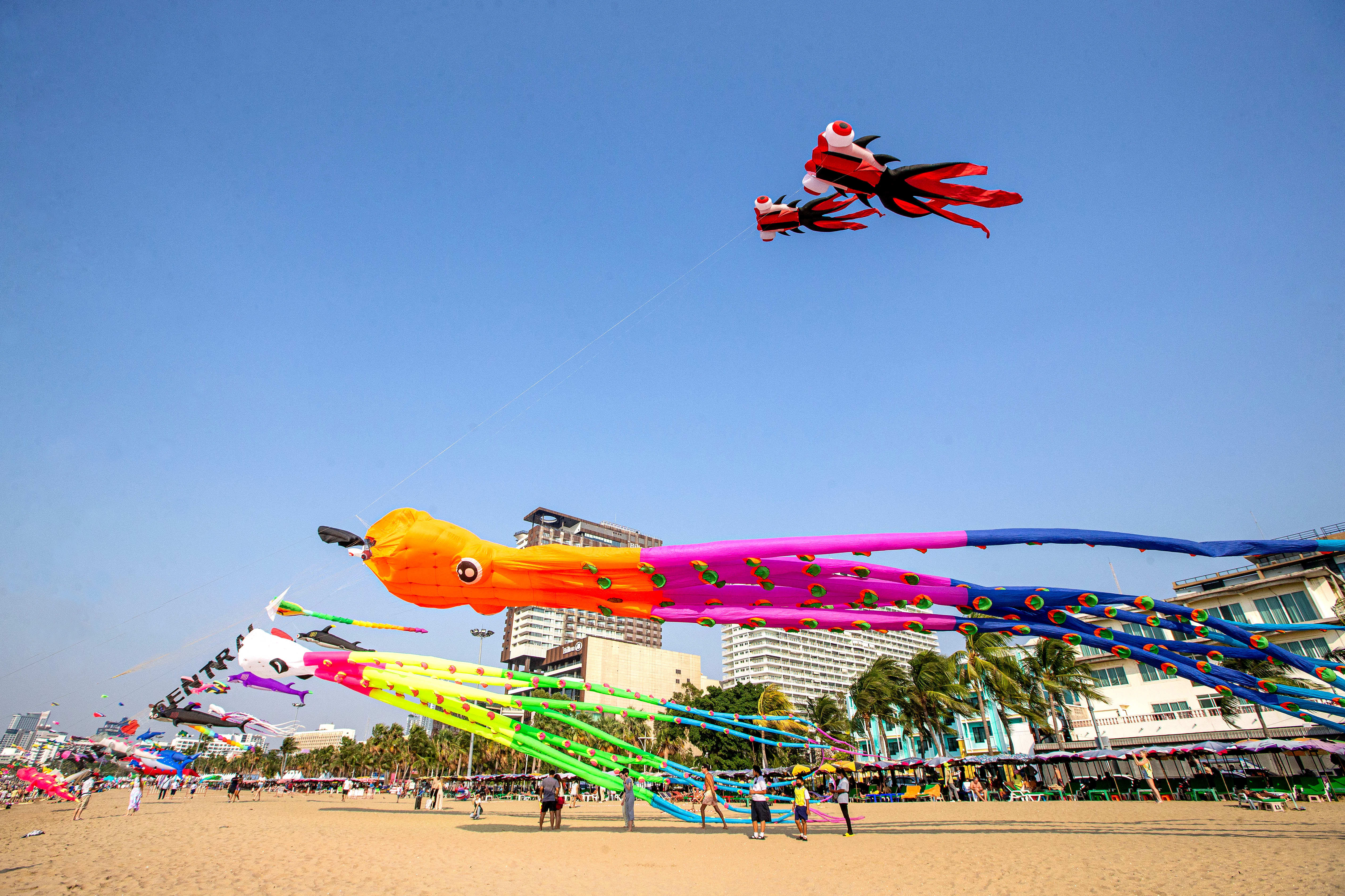 泰国芭提雅举办海滩风筝节