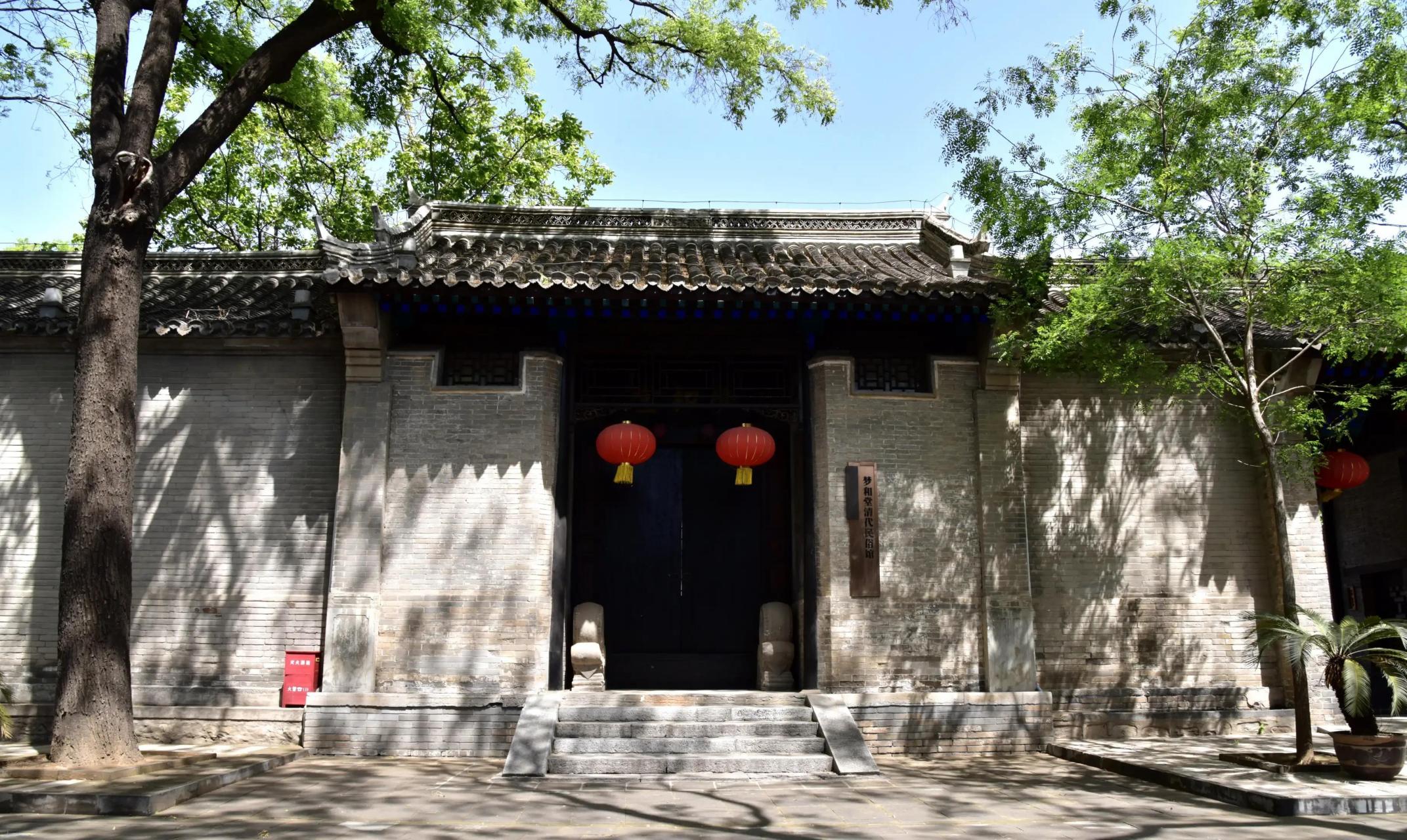 保定顺平县王氏庄园是清代建筑,始建于康熙年间,完工于乾隆年间.