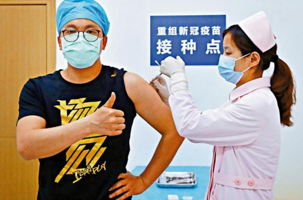 打完第二针新冠疫苗后,身体会有什么反应?看完后终于松了口气