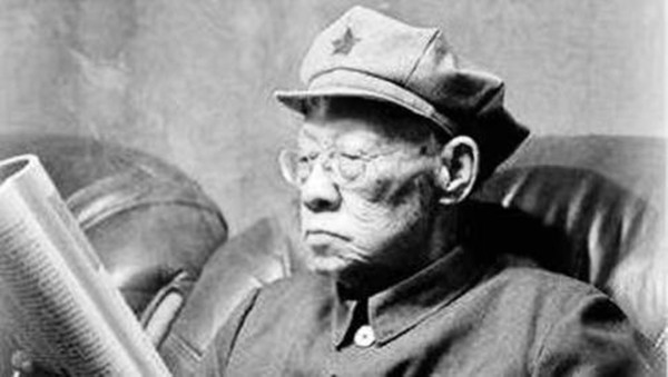 开国中将吴富善:二战时期的"白马王子,日军向他列队脱帽敬礼