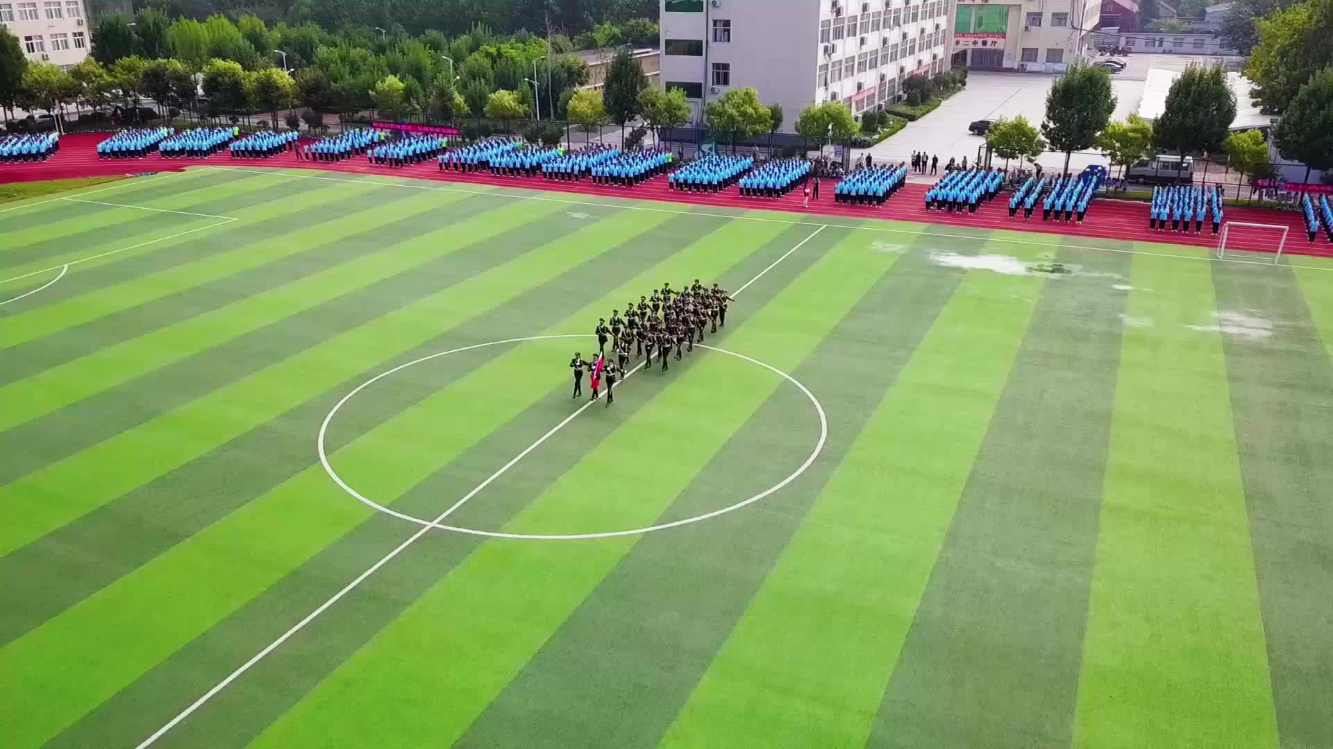 金乡县第二中学举行2023级新生军训总结大会
