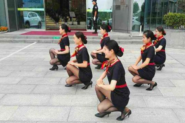 万科女贩卖
卖房怎么样（万科女贩卖
卖房怎么样啊）《万科女孩》