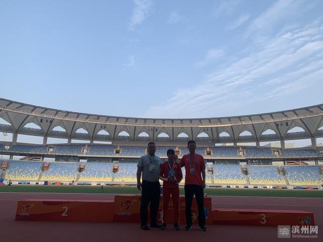 捷报频传!滨州运动员郑佳佳获25届省运会标枪冠军