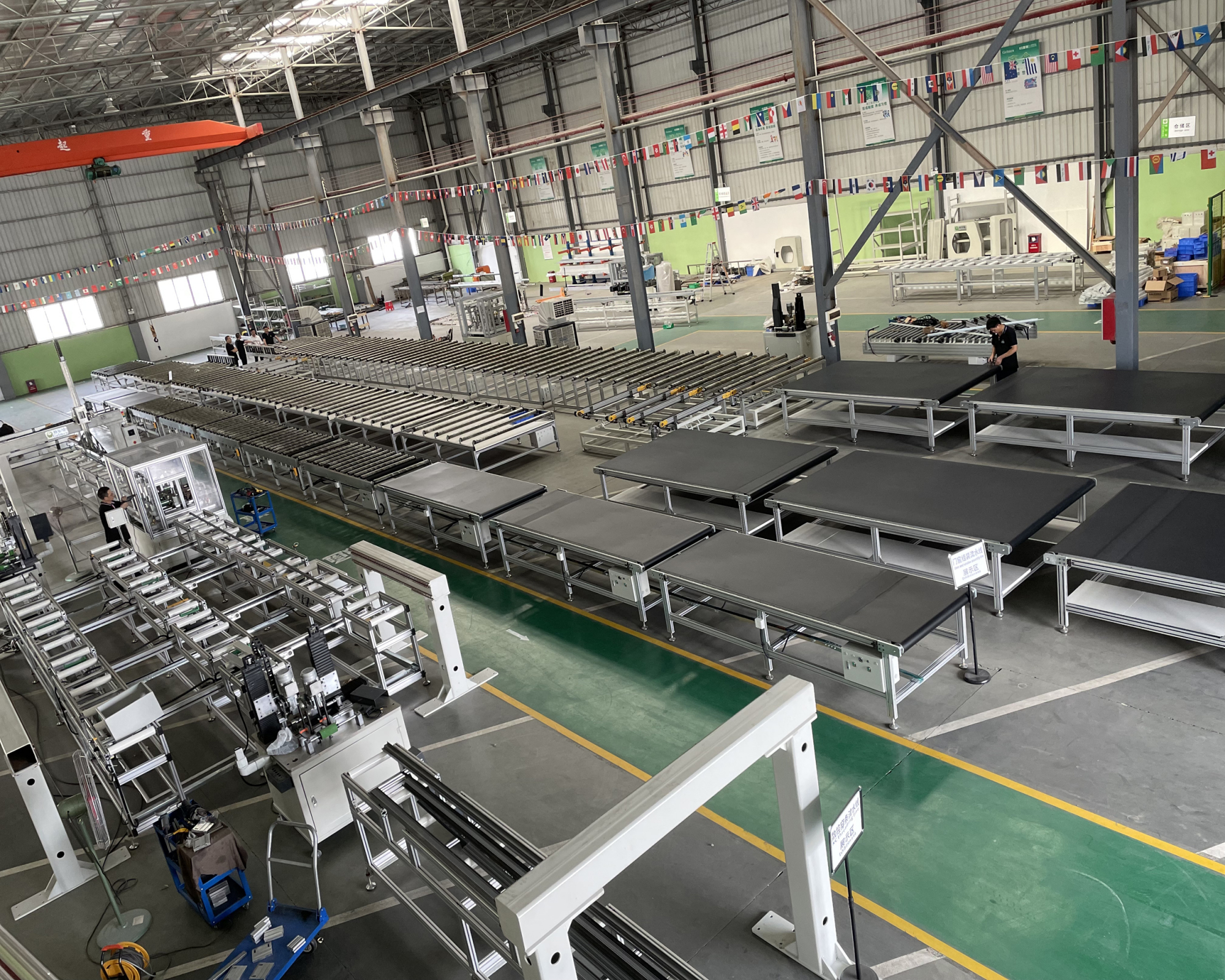 广东格尔曼数控穿条流水线,铝门窗装配流水线