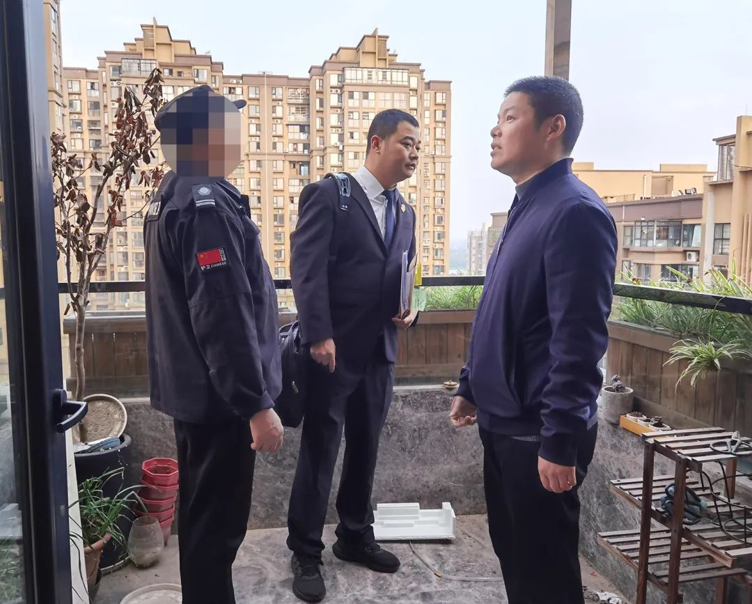 新都法院邀请新都区政协委员见证执行