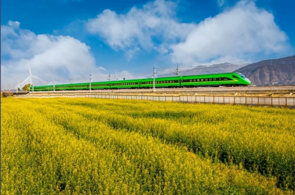 动车驰凉山 发展加速度——凉山强力推进新成昆铁路(凉山段)建设综述