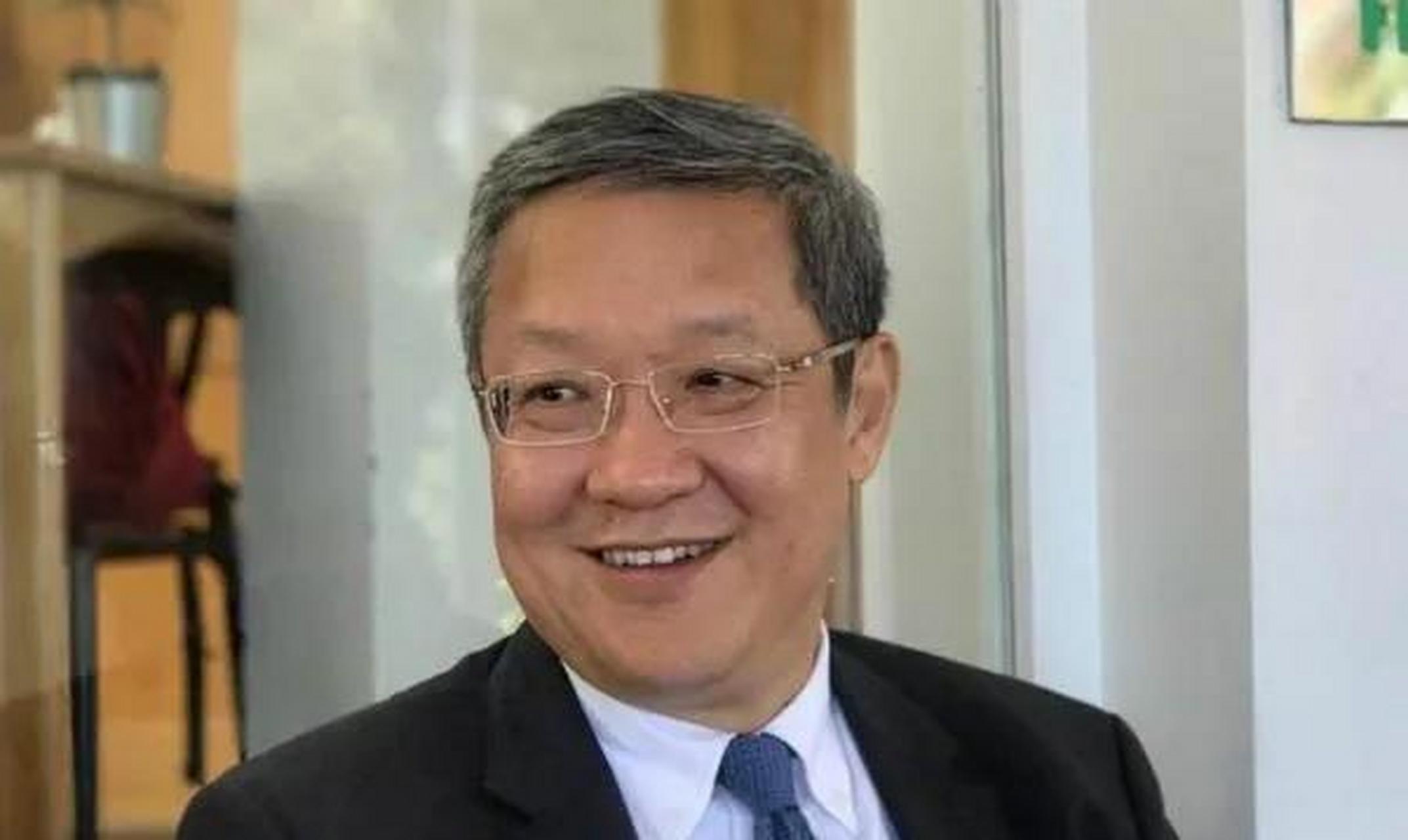 台湾名嘴介文汲爆出现在大陆有2100枚核弹头!足以摧毁世界上任何国家!