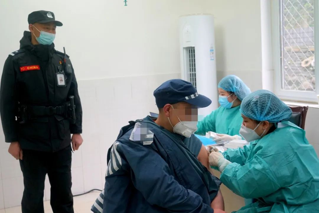 狱地融合 共促发展︱雅安监狱多措并举开展传染病防治工作