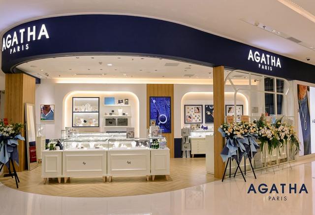 agatha瑷嘉莎全球首家法式生活方式形象店于上海璀璨启幕